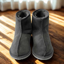 Load image into Gallery viewer, Ladies Short Viking Boots