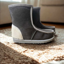 Load image into Gallery viewer, Mens Short Deluxe Boots