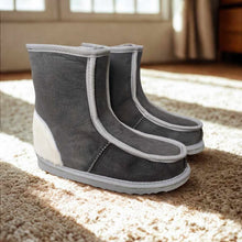 Load image into Gallery viewer, Ladies Short Deluxe Boots