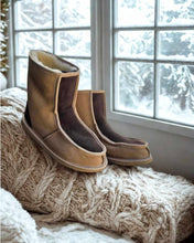 Load image into Gallery viewer, Mens Short Deluxe Boots