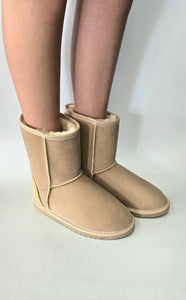 Ladies Short Classic Boots