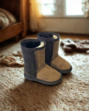 Load image into Gallery viewer, Kids Short Classic Boots
