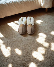 Load image into Gallery viewer, Ladies Slippers
