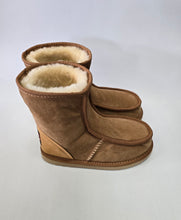 Load image into Gallery viewer, Ladies Short Deluxe Boots
