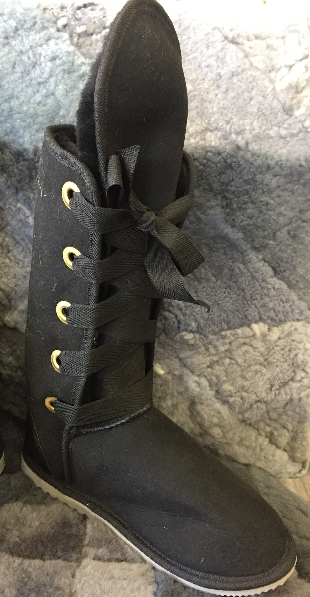 Mens ugg sale boots with laces