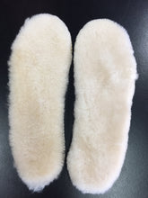 Load image into Gallery viewer, Mens Sheepskin Innersoles with boards
