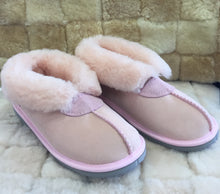 Load image into Gallery viewer, Ladies Slippers

